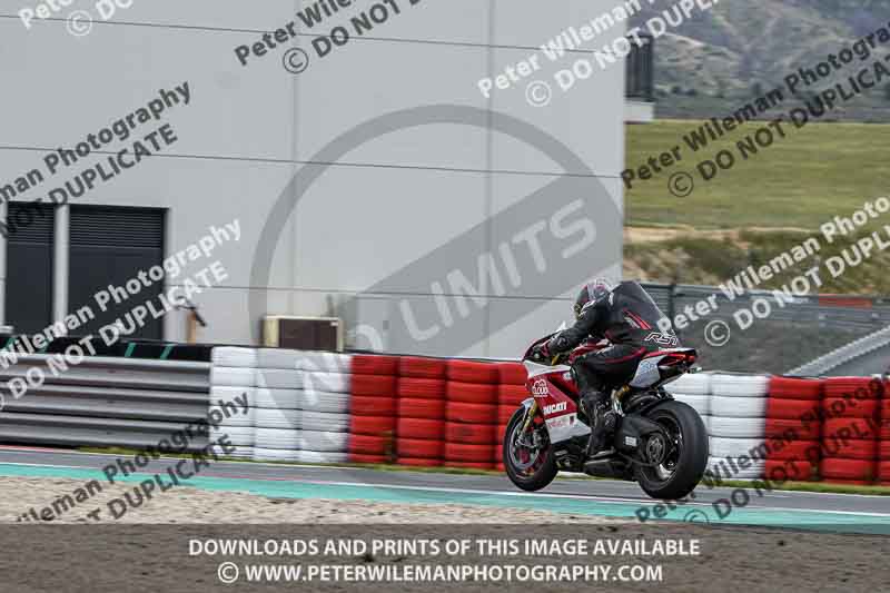 cadwell no limits trackday;cadwell park;cadwell park photographs;cadwell trackday photographs;enduro digital images;event digital images;eventdigitalimages;navarra;no limits trackdays;peter wileman photography;racing digital images;trackday digital images;trackday photos